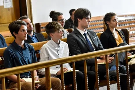 Young Climate Advocates Challenge Presidential Executive Orders in US Trial